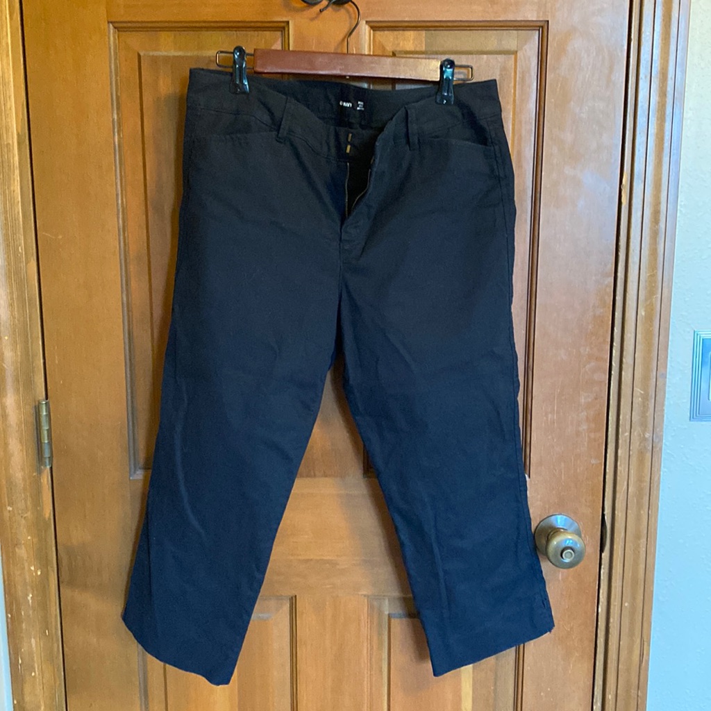 Old Navy Pixie Crop